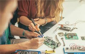 Componentes electrónicos en placa
